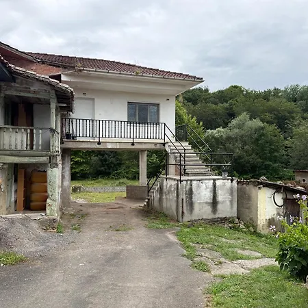 La Caleya De Holiday home Ozanes